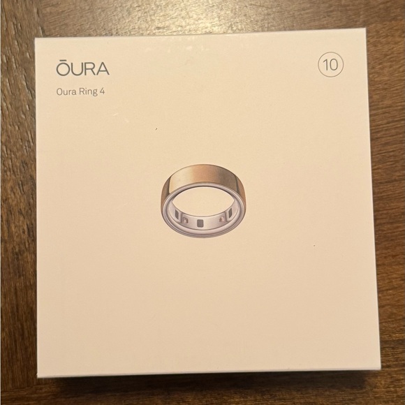 OURA Ring Size 10 Gold Gen4 BRAND NEW UNOPENED - Picture 1 of 3